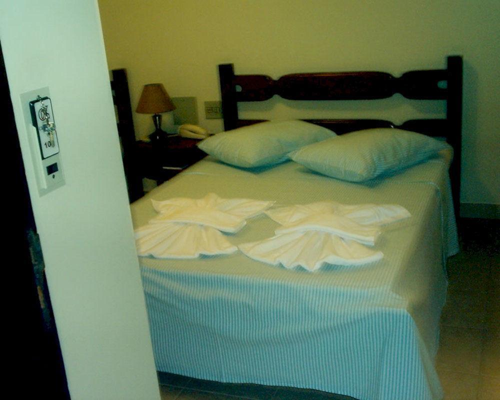 Hotel Families Uberlândia Eksteriør billede