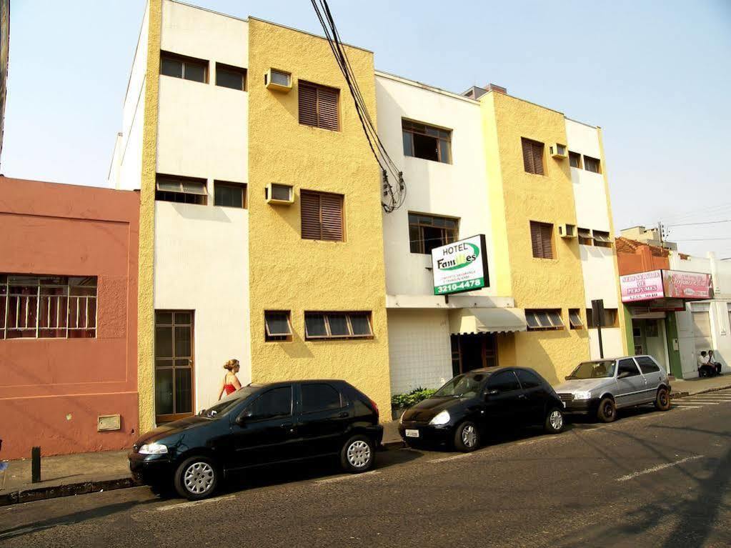 Hotel Families Uberlândia Eksteriør billede